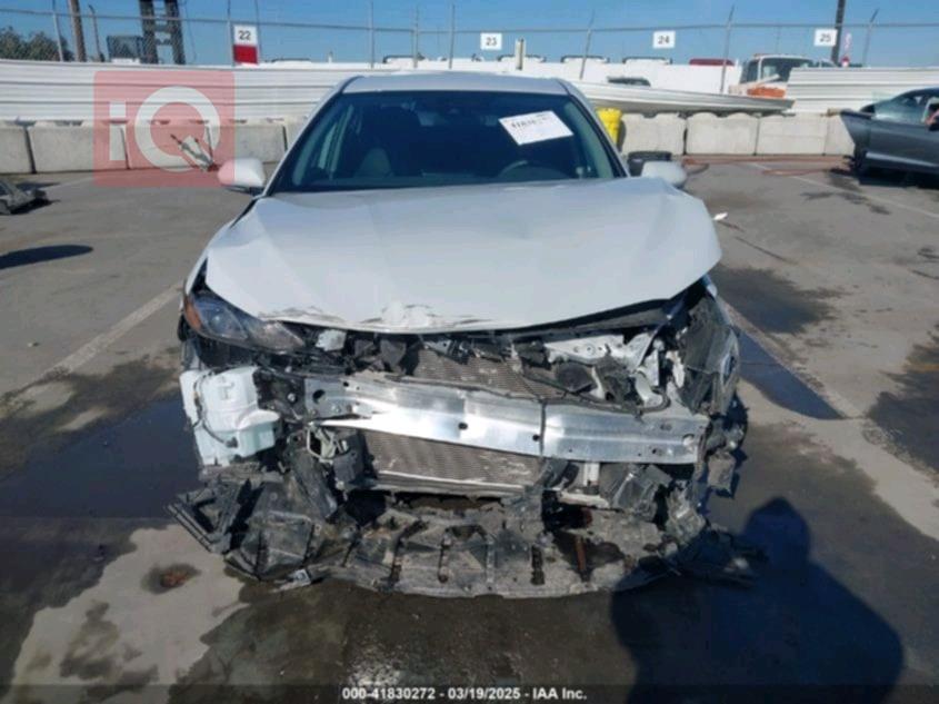 تۆیۆتا کامری